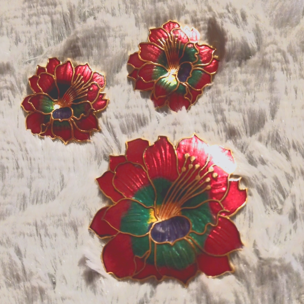 Vintage Cloisonne Enamel Flower Pin/Brooch and Earrings